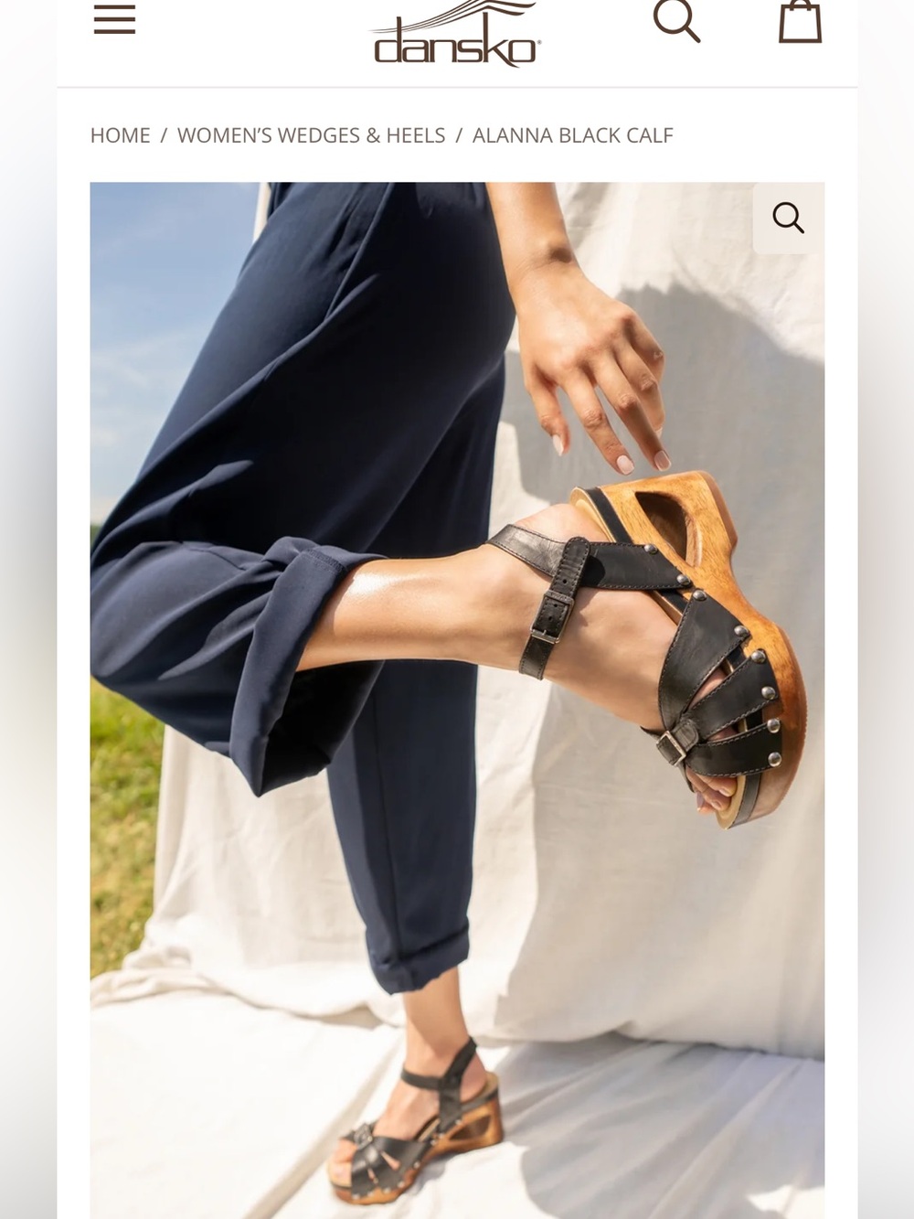 Dansko Alanna
An elevated, one-of-a-kind heel.
$220 BLACK CALF SANDAL size 39